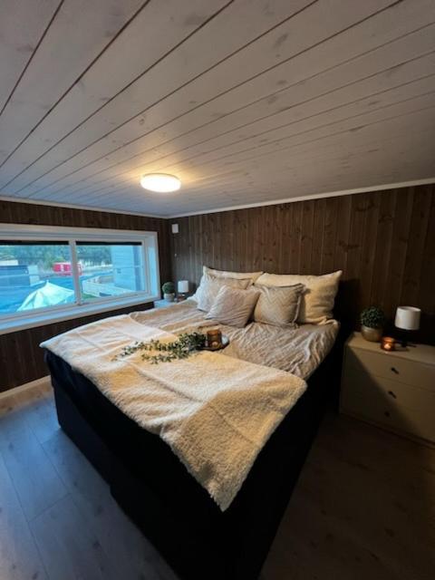 Exclusive Funkis Cabin, Lake View, Rooftop Terrace, Jacuzzi, Sauna, Close To Golf And Alpine Vradal Exterior photo